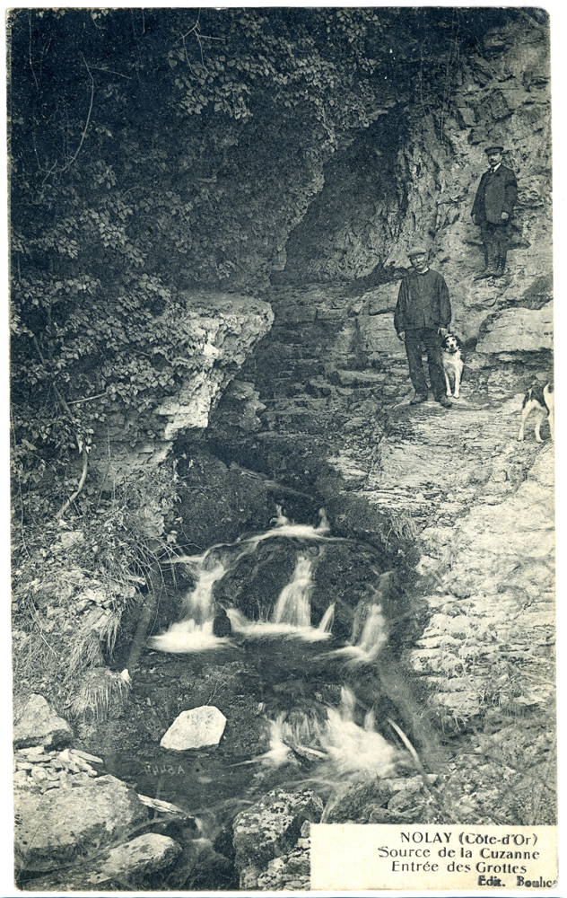 La grotte de la Tournée, source de la Cozanne, en 1917